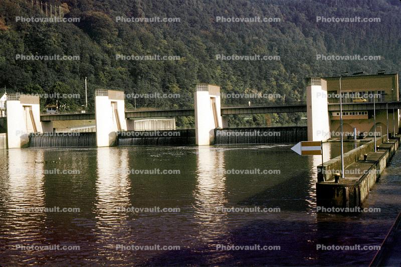 Neckar River Dam, Lock, Water, Hirschhorn