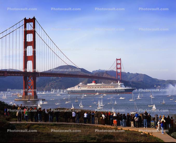 Queen Mary 2, Golden Gate Bridge, IMO: 9241061, Ocean Liner, Cunard Line