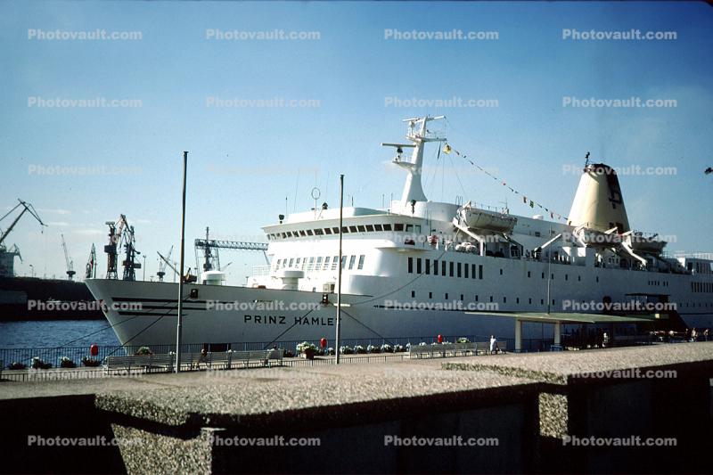 Prinz Hamlet, Ro-ro/passenger Ship, IMO: 7320332, September 1977, 1970s