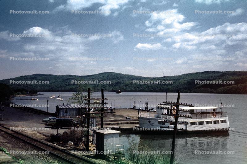 ferry boat, harbor, dock, United States Army Corps of Engineers, May 1981, 1980s