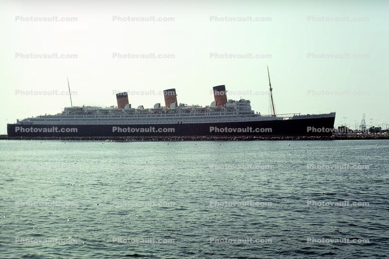Queen Marry, Cunard, steamship, Ocean Liner, dock, steamer