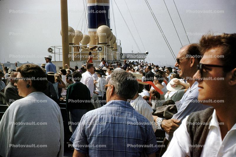 Passengers, Avalon Harbor, Santa Catalina Island, SS-Catalina, Harbor, 1958, 1950s