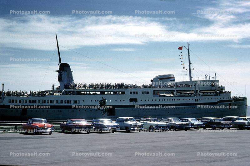 Cars, Milwaukee Clipper, Lake Steamer, Great Lakes, July 1960, 1960s