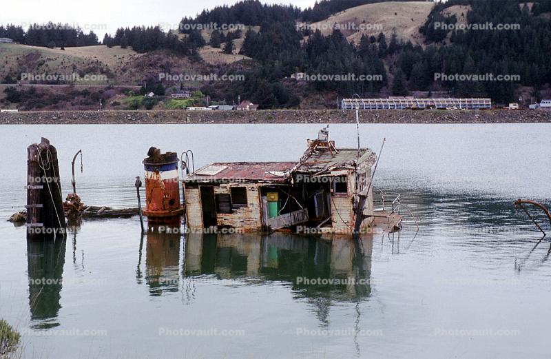 Mary D. Hume, Sunken Boat, Gold Beach, Oregon, Rogue River