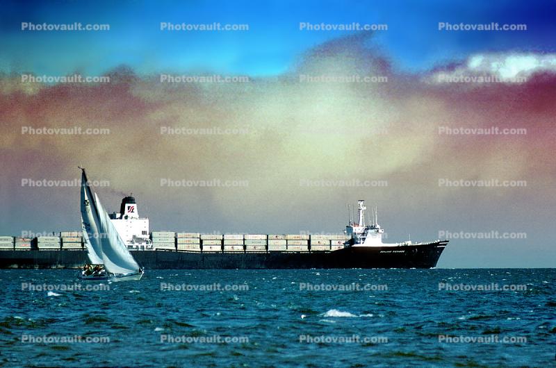 Sea-Land Exchange, Sailing Boat, fog, Sealand, IMO: 7303205