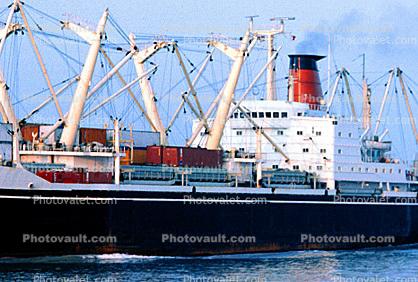 Copiapo Containership, Mississippi River, New Orleans, Crane