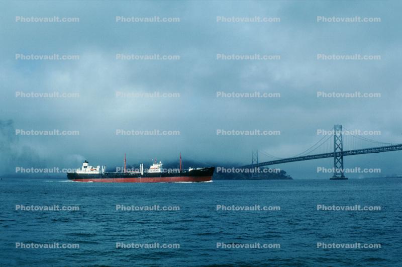 LIon of California, Oil Tanker, San Francisco Oakland Bay Bridge, IMO: 5116957