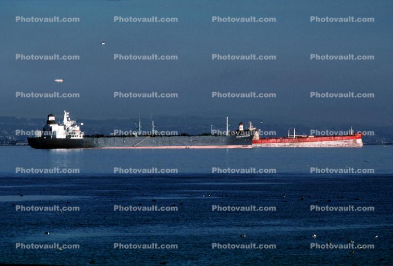 Oil Tankers, Bulk Carrier, Harbor