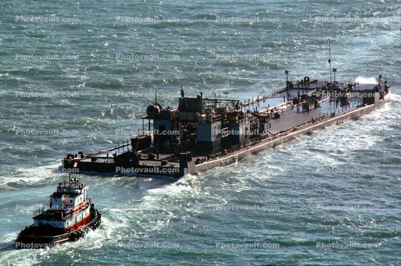 Tugboat, Oil transfer vessel