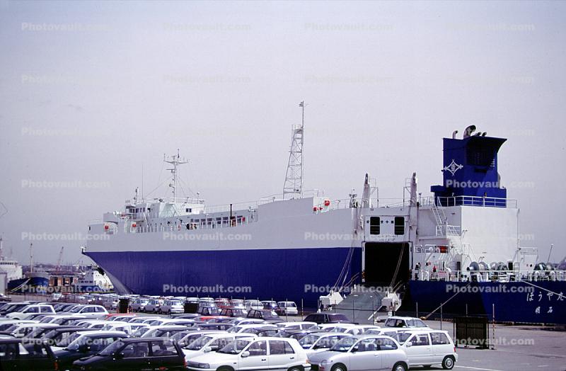 Onloading of cars, Car Carrier, Ro-Ro, Roro, Port of Chiba, Japan