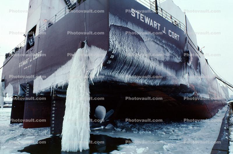 Icicle, Great Lakes Ore Ship, Bulk Carrier, Stewart J. Cort, IMO: 7105495