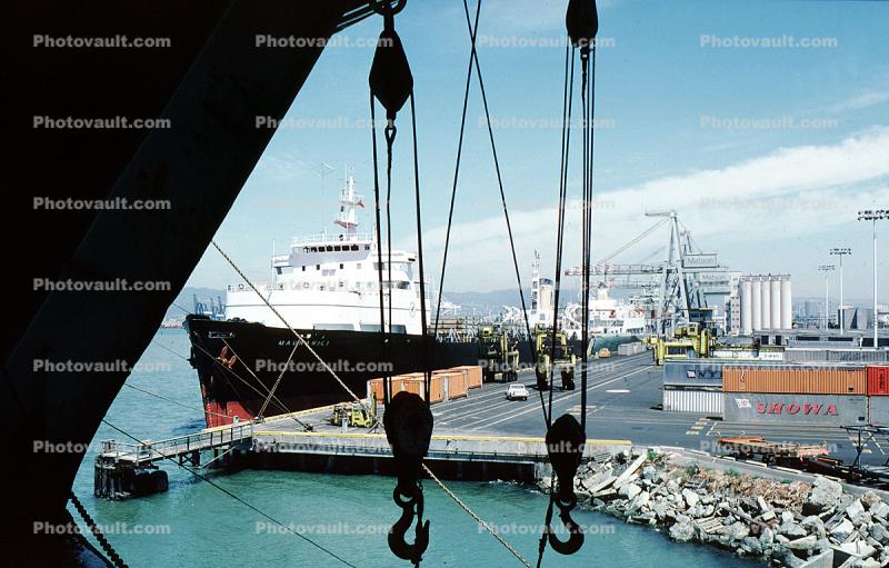 Pully, hook, cranes, dock, harbor, Maunawili, Matson Shipping Lines