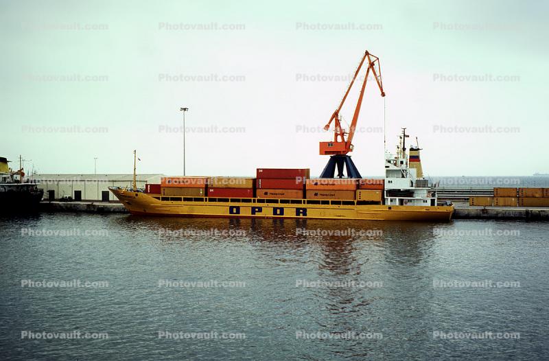 Dutra Crane on a barge