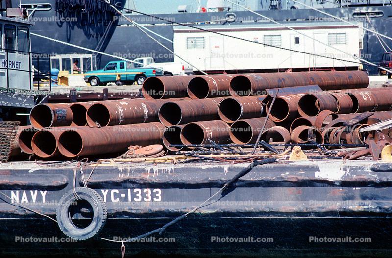 Alameda, Navy YC-1333, Barge, Pipes