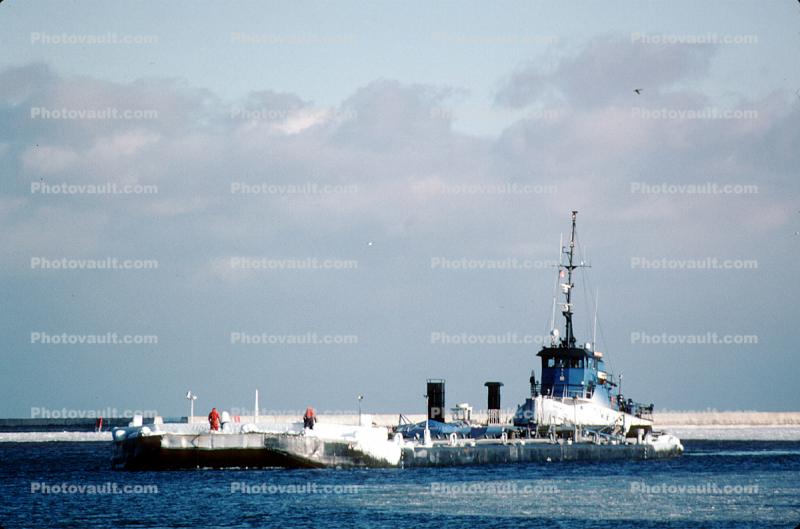 Tugboat, Pusher Tug, Milwaukee Harbor, Harbor, Lake Michigan