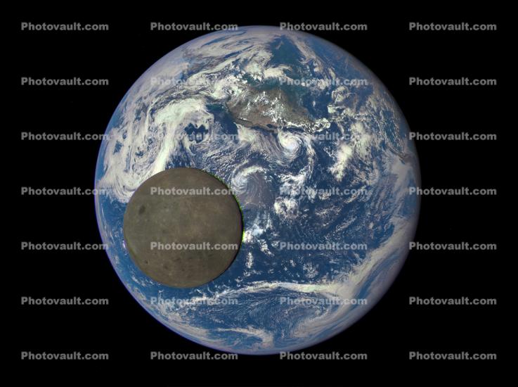 Moon Size comparison to Earth