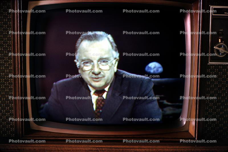 Television Screen, Live Coverage, Apollo Touch Down, Splashdown, Walter Cronkite, newscast, Apollo-11, 1960s