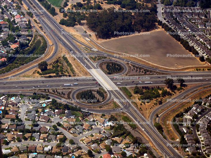 Parclo Interchange, overpass, underpass, freeway, highway, symmetry, exit, entry