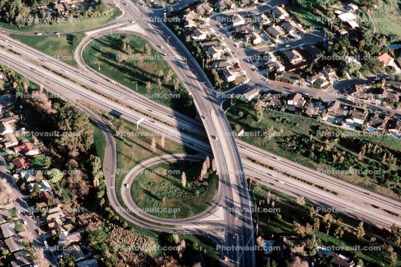 Parclo Interchange, Interstate Highway I-580, Homes, houses, neighborhood, suburbia, suburban