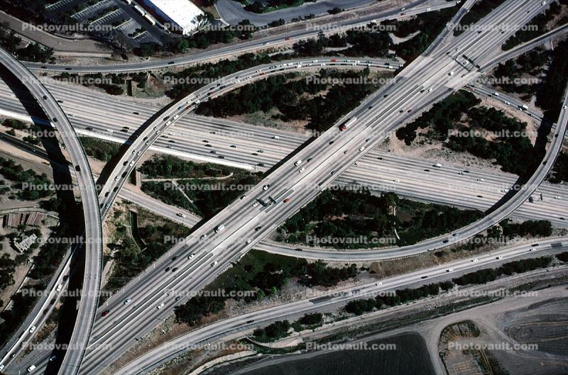 Four-way interchange, Three-level Cloverstack Interchange, Interstate Highway I-405 interchanges with Costa Mesa Freeway, cars, traffic, freeway