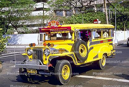 Jitney, artistic vehicle, Ermita, Manila, 1989, 1980s