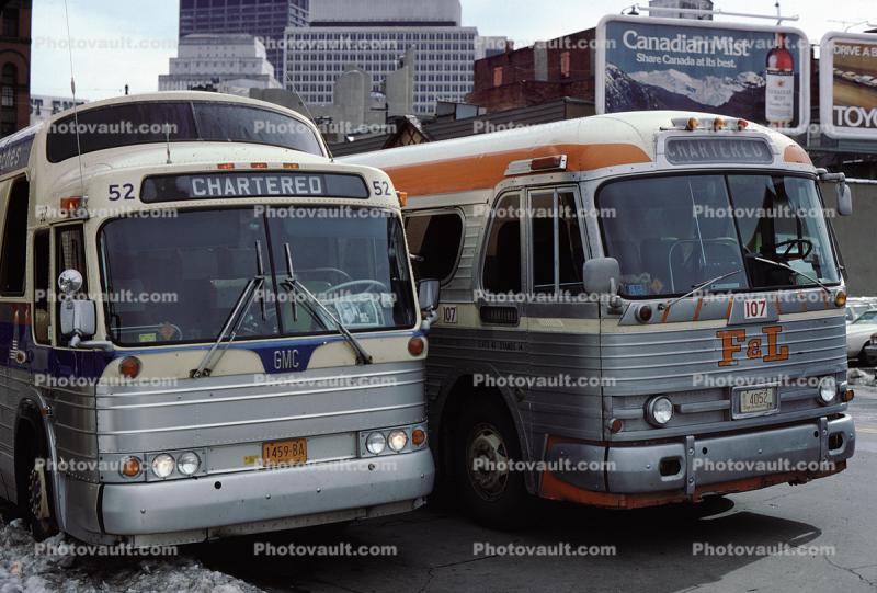 GMC Bus, Charter