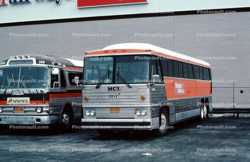 MCI Bus, Thomas Cook Tour, Browns Bus