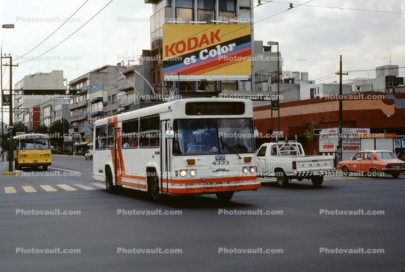 Electric Trolley Bus, Mexico