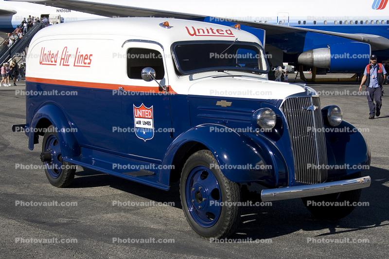 United Airlines Panel Truck, automobile, 1937 Chevrolet United Airlines Panel Truck, delivery van