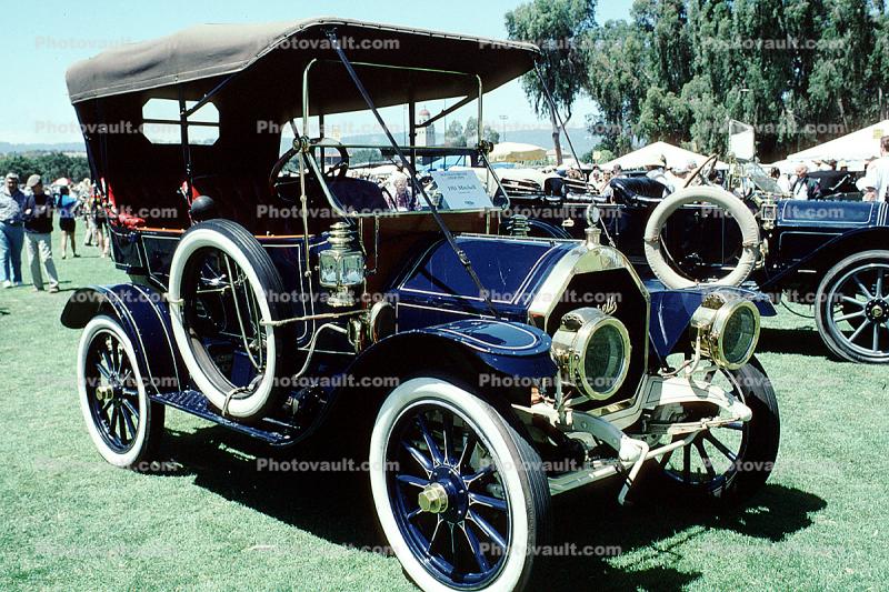 1911 Mitchell antique car