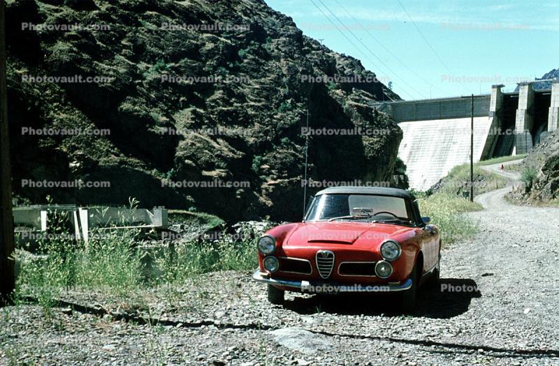 Alfa-Romeo, Sports Car, Convertible, Cabriolet, Chrome Radiator Grill, Headlights, Bumper, dam, July 1977