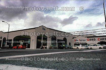 Mike Harvey Used Cars Building