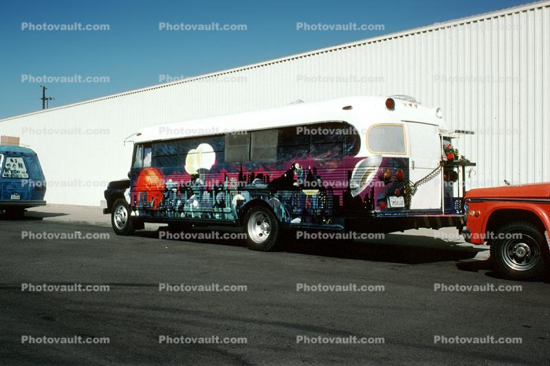 Hippy Bus
