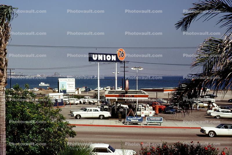 Union 76 Gas Station, Car, Automobile, Vehicle, 1960s