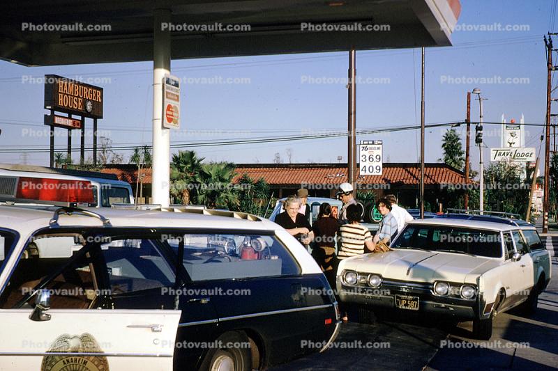 Car, Automobile, Vehicle, Travel Lodge, November 1972, 1970s