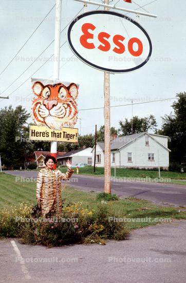 Esso, Here's that Tiger, September 1965, 1960s