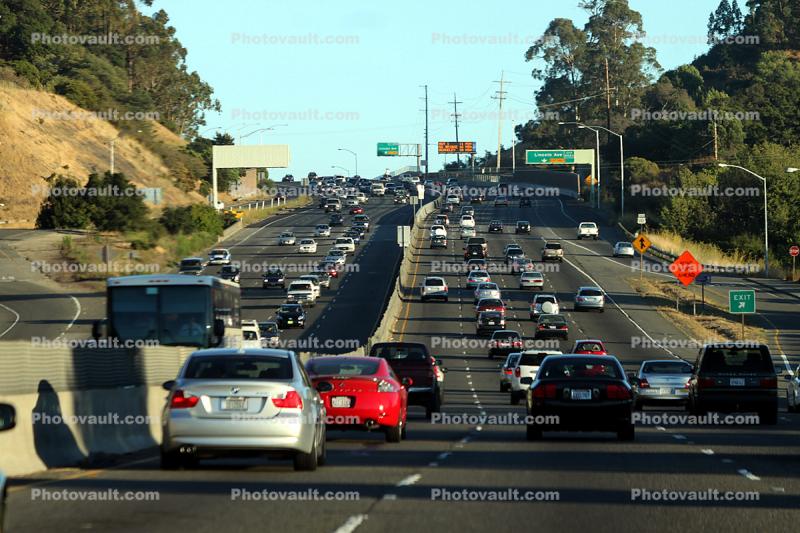 Level-C Traffic, Highway 101, Heading South, San Rafael, Marin County, California, traffic jam, congestion, Car, Automobile, Coupe, 2010's