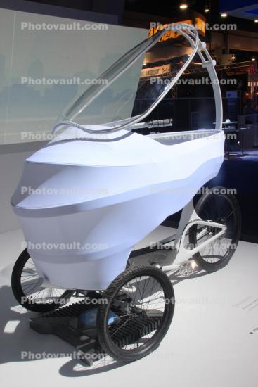 PEV, Persuasive Electric Vehicle, autonomous tricycle car, CES Convention 2016, Consumer Electronics Show, tradeshow