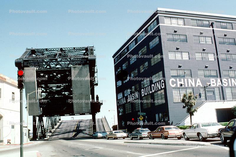 China Basin Building, Lefty O'doul drawbridge, Car, Automobile, Vehicle