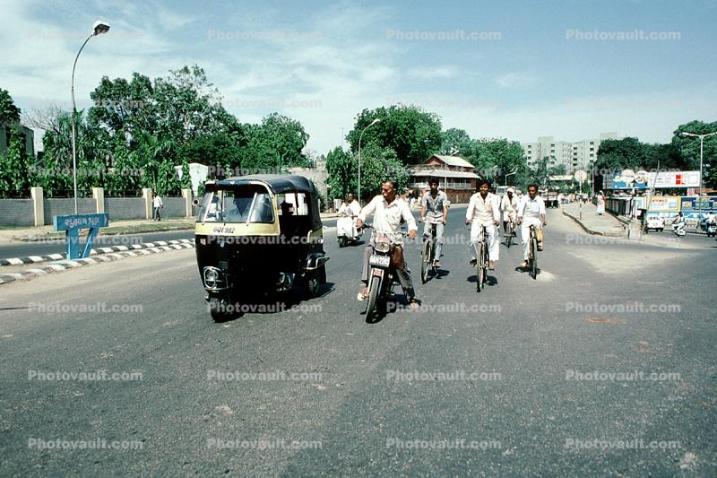 Road, Street, Bajaj, Taxi, Ahmadabad, Three-Wheeler, 3-Wheeler, Tri-Wheeler, Minicar, microcar