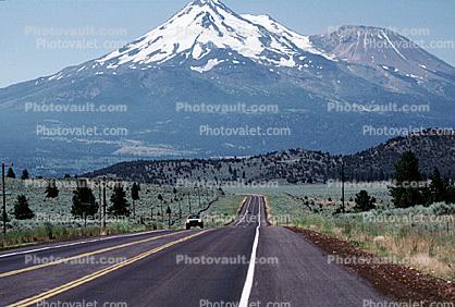 Vanishing point, Highway-97, Roadway, Mountain, Road, Siskyou County