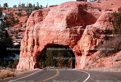 Red Arch Road Tunnel, ear Bryce Canyon, Highway 12, Natural Bridge, Red Canyon, Panguitch