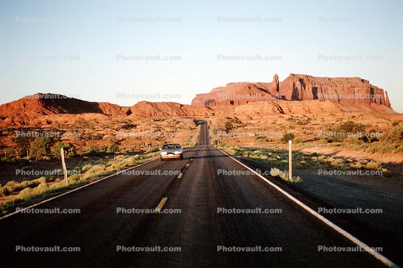 Road, Roadway, Highway 163, Monument Valley, Utah, geologic feature, mesa, vanishing point