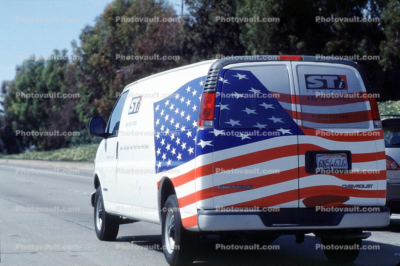 patriotic van, US Highway 101, San Jose