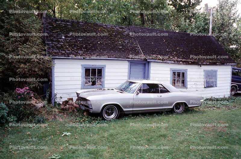 Buick Riviera, home, house, lawn, car, 1960s