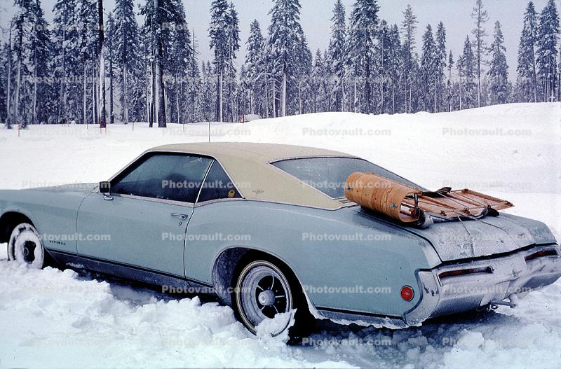 Buick Riviera, Sled, snow, Cold, Ice, Icy, Winter, Sierra-Nevada Mountains, California, automobile, 1968, 1960s