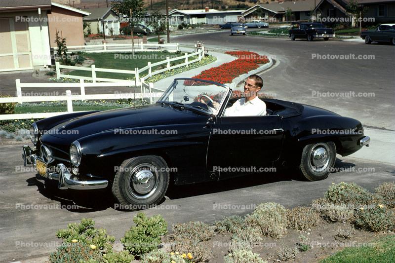 G303BT, Mercedes Benz, happy driver, automobile, suburbia, 1960s