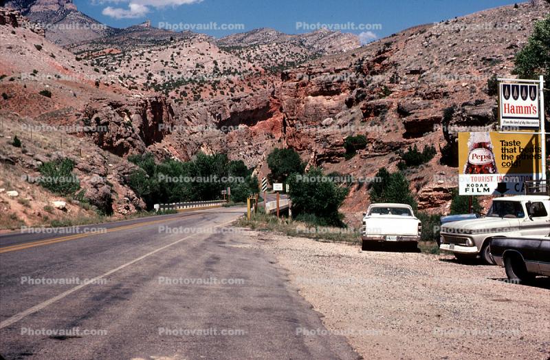 Road, Highway, Shell Canyon, Car, Vehicle, Automobile, Wyoming, Hamm's Beer Sign, Pepsi, July 1977, 1970s