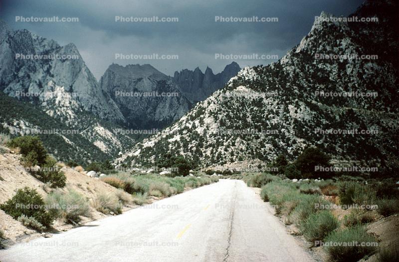 Eastern Sierra-Nevada Mountains, Road, Highway