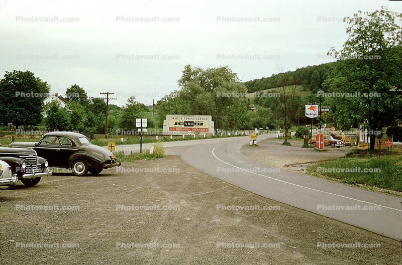 D.C. Bohner Dorsiff, Mobilgas, Chevrolet Billboard, Chevy, Bull Run, Pennsylvania, 1956, 1950s